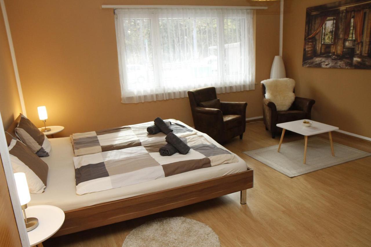 Pension Breite Basel Bagian luar foto